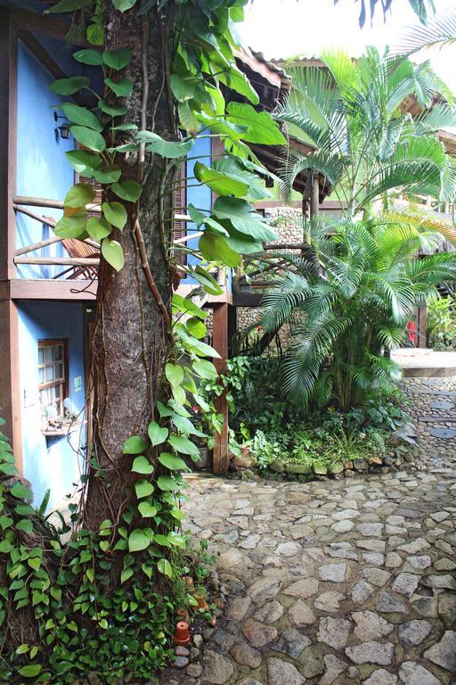 Pousada Villaggio Assis Ilhabela Bagian luar foto